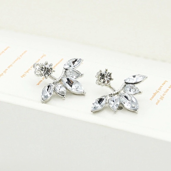 Jewelry - Silver Plated Leaves Crystal Stud Earrings